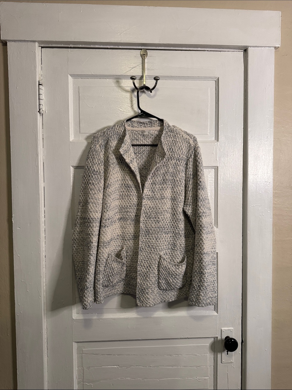 Orvis Women's Cream and Gray Knit Cardigan Sweater